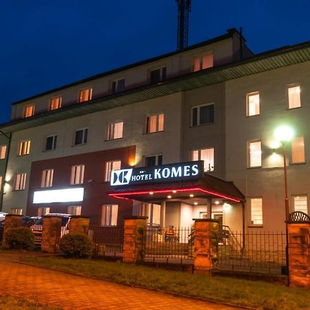 科美思酒店 Skarżysko-Kamienna 外观 照片