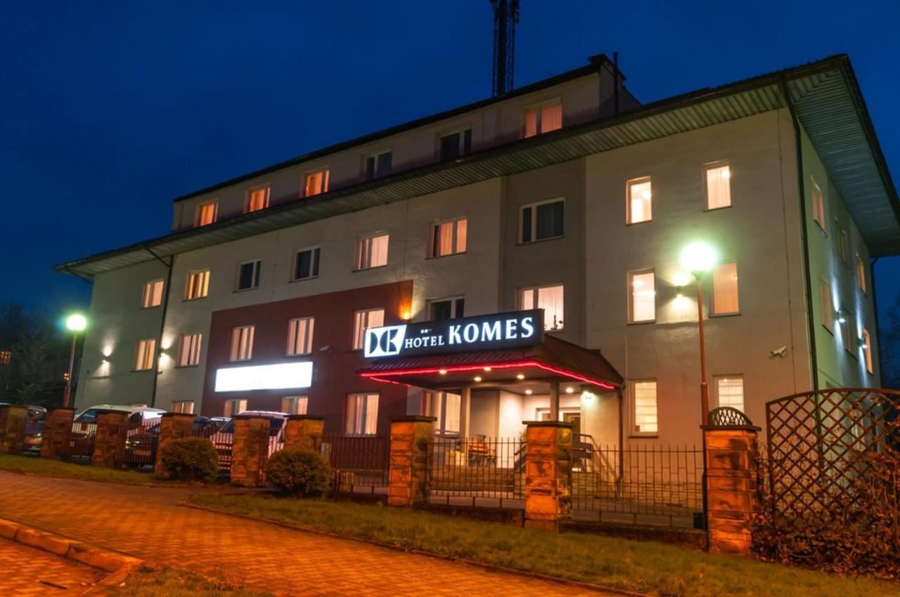 科美思酒店 Skarżysko-Kamienna 外观 照片